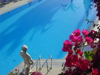 Stevens On The Hill 2* Agios Gordios (Corfu)